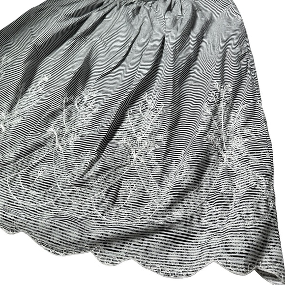 NY Collection Black White Striped Skirt w/ Embroidered Hem | Size 6 - Picture 5 of 15